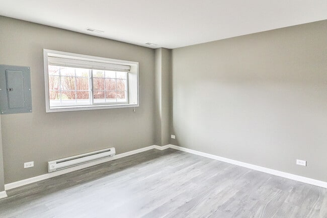 Building Photo - 1125 Alta Vista Dr