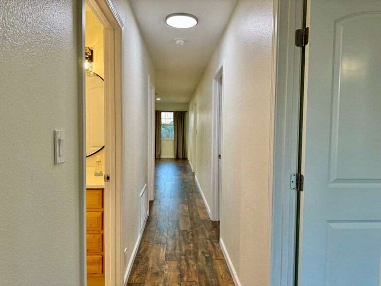 Building Photo - 6349 FL-189