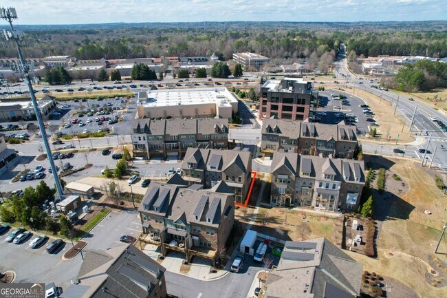 Building Photo - 5051 Pinckney Ln