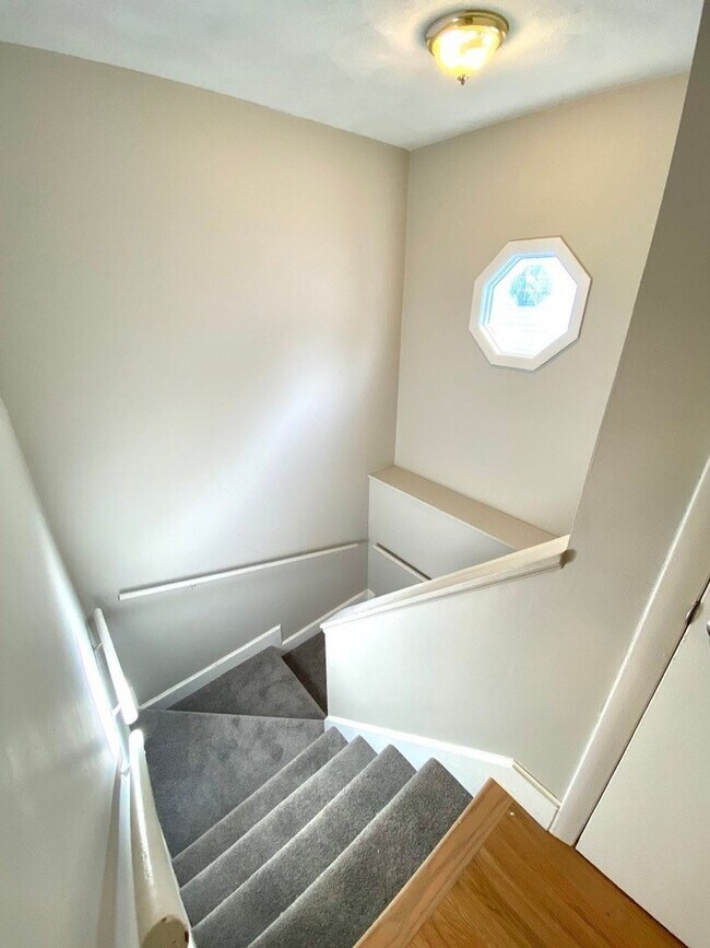 Building Photo - 40-42 August St.