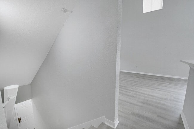 Building Photo - Fully Remodeled 2/2 with Loft in MetroWest...