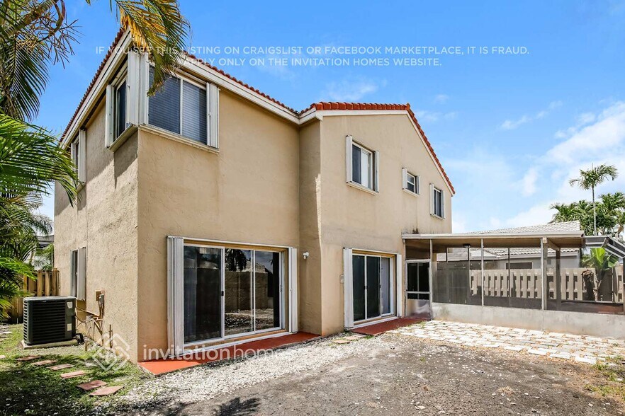 Building Photo - 15533 SW 96th Terrace