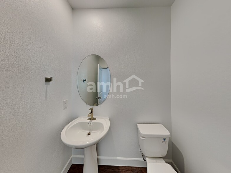 Building Photo - 9142 Crocker Pt Ct