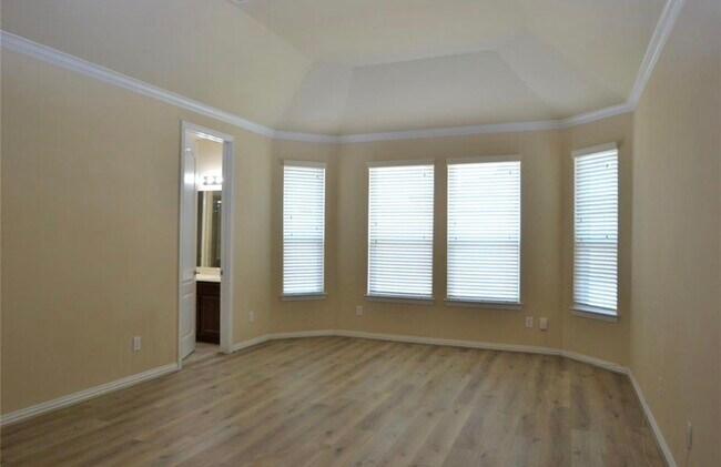 Building Photo - 7219 Pearl Terrace Ln