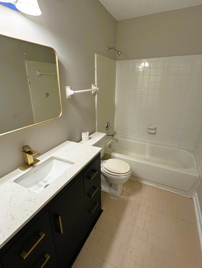 Building Photo - 6398 N Fawn Hollow Cir