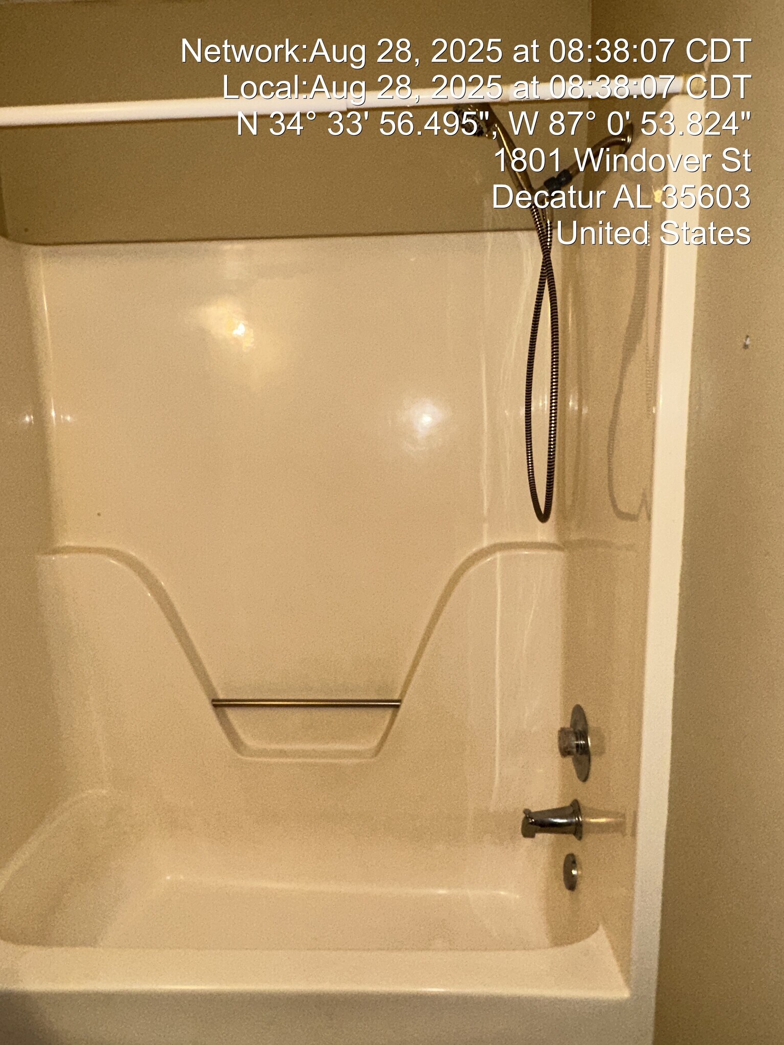 Building Photo - 1801 Windover Pl SW