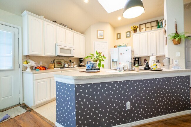 Building Photo - 2834 Falcon Knoll Ln