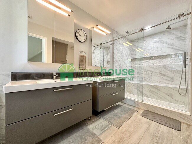 Building Photo - 948 Forest Lakes Cir