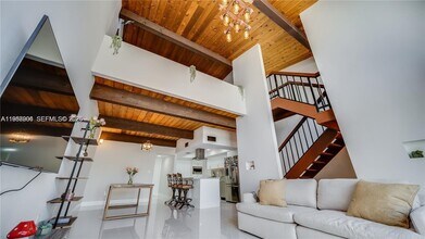 Building Photo - 10462 SW 78th St