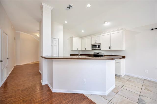 Building Photo - 13913 Gallant Fox Ct