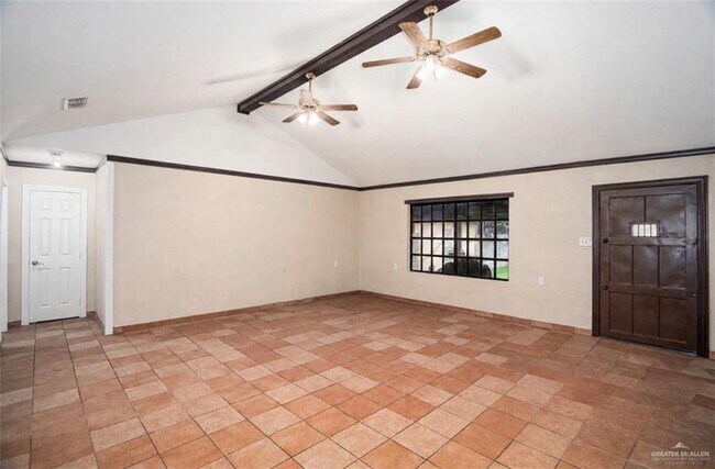 Building Photo - 200 S Bentsen Rd
