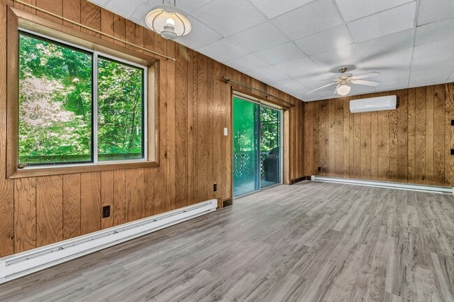 Building Photo - 50 Woodhaven Rd