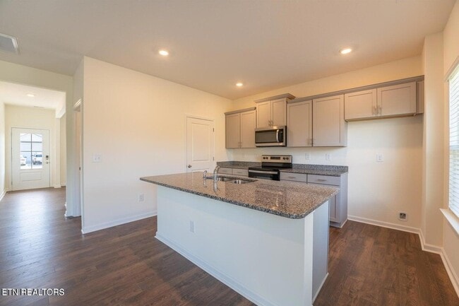 Building Photo - 322 Heritage Crossing Dr