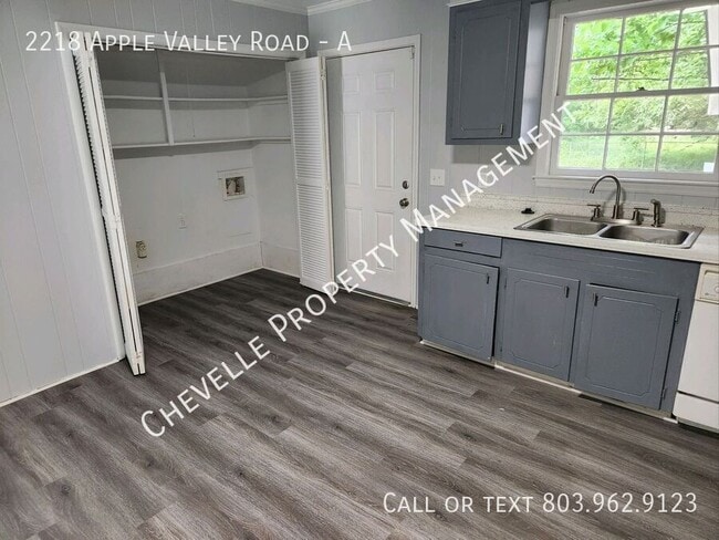 Building Photo - 2218 Apple Valley Rd