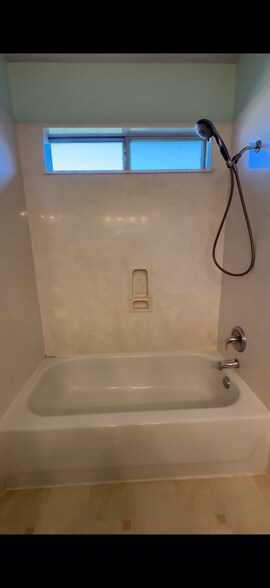 Building Photo - 203 Brooke St