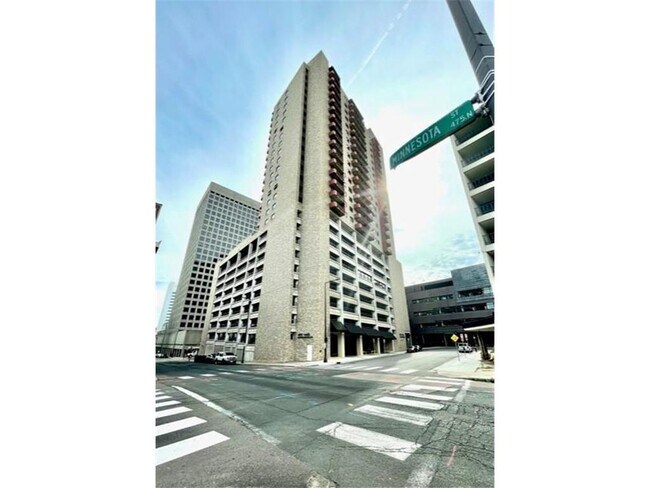 Building Photo - 66 9th St E