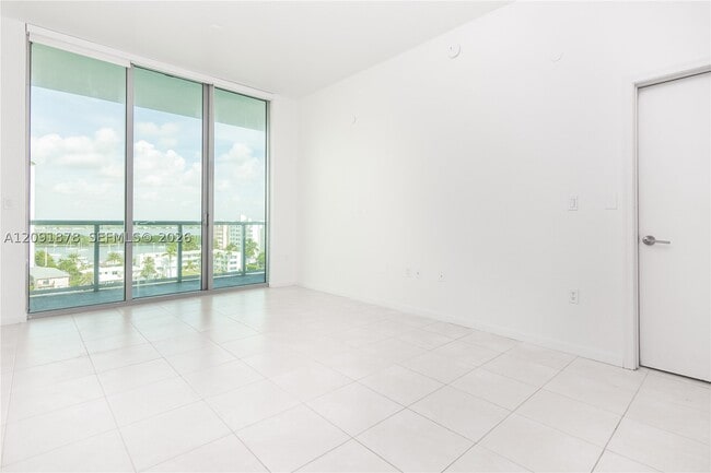 Building Photo - 7928 East Dr