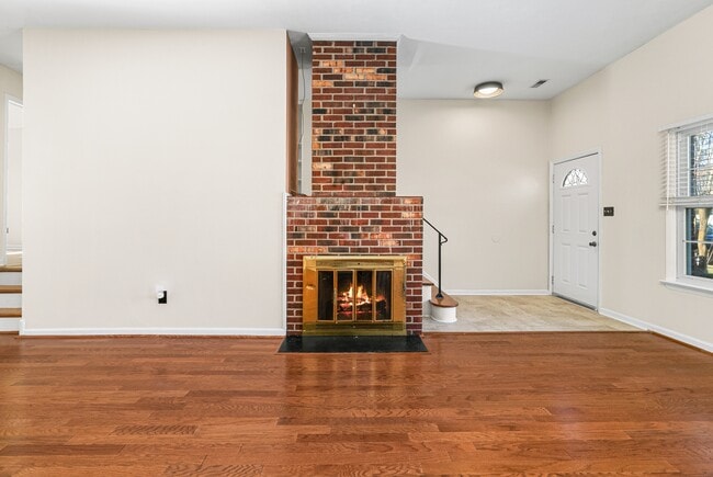 Building Photo - 38 Sacramento Dr