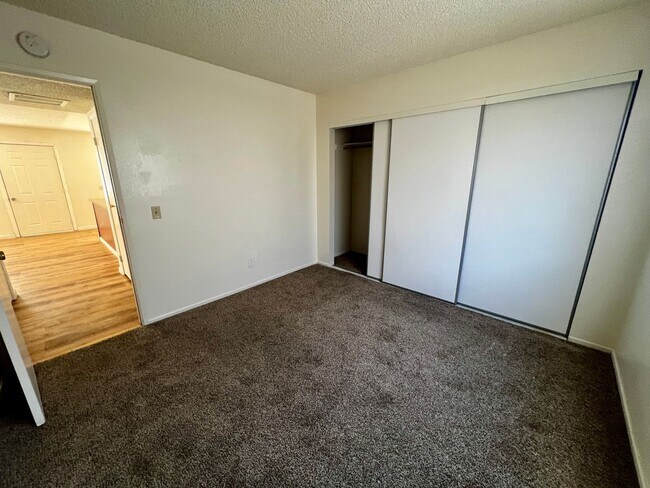 Building Photo - 73774 Cactus Dr