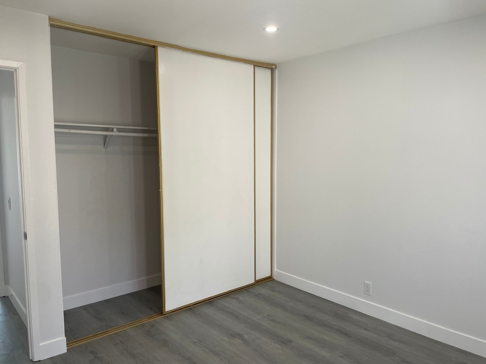 Building Photo - 79 Wildwood