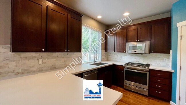 Building Photo - Step Inside to Style, Space & Everyday Comfort!