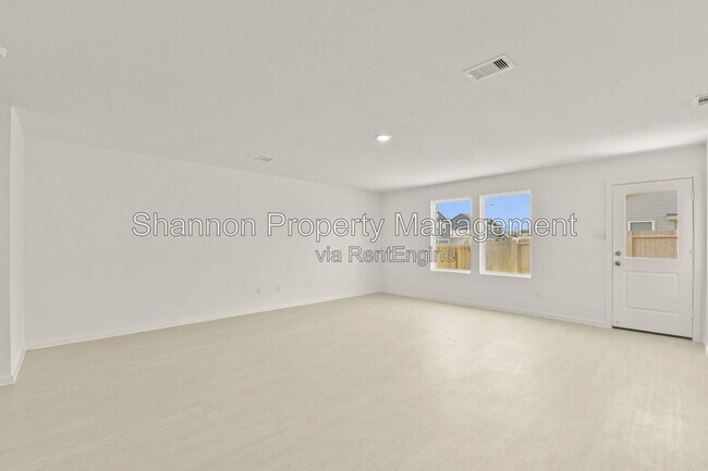 Building Photo - 12403 Mountain Daisy Rd