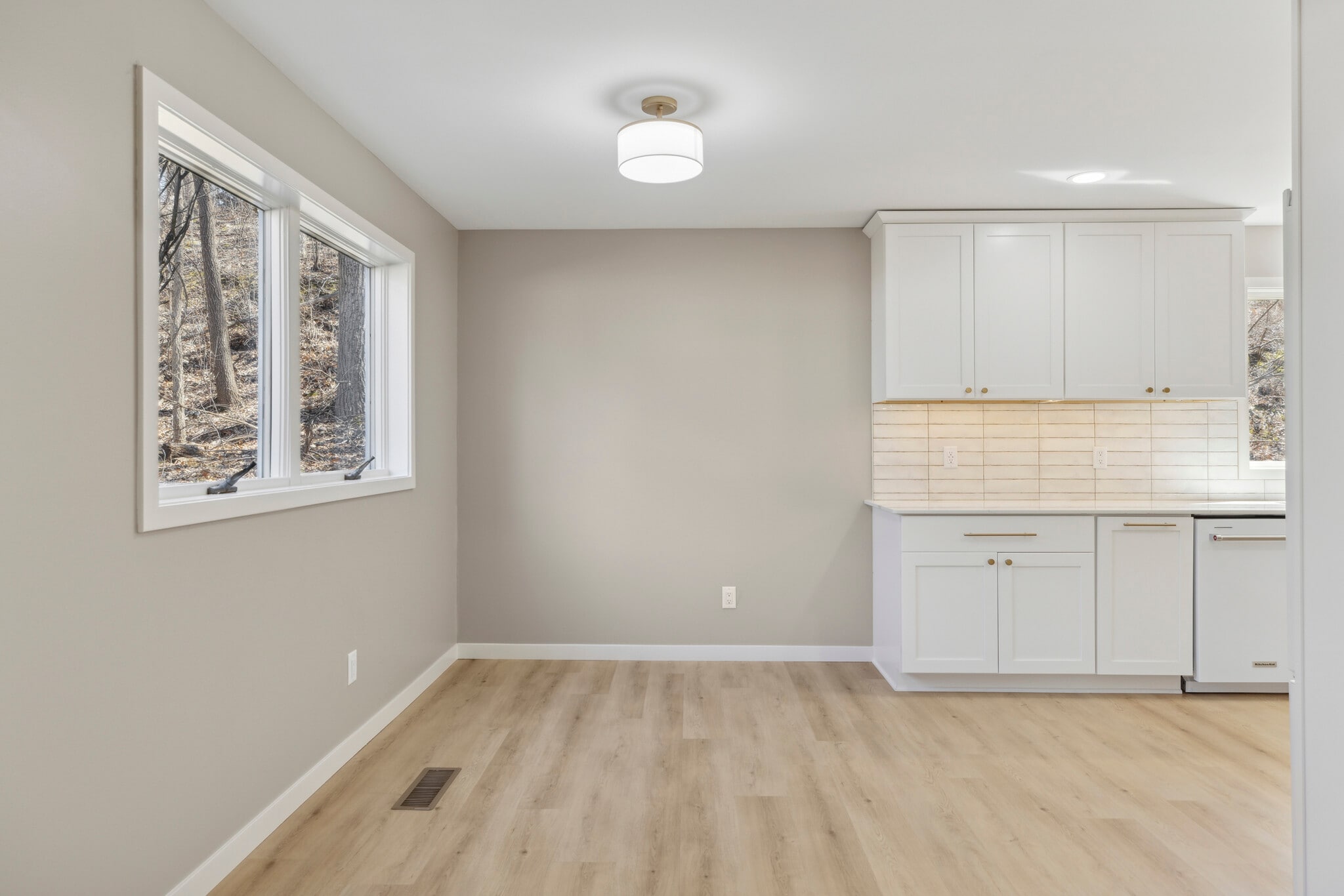 Building Photo - 1205 Sterling Way