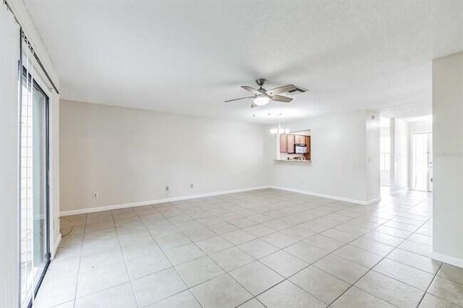Building Photo - 2748 Candlewood Ct