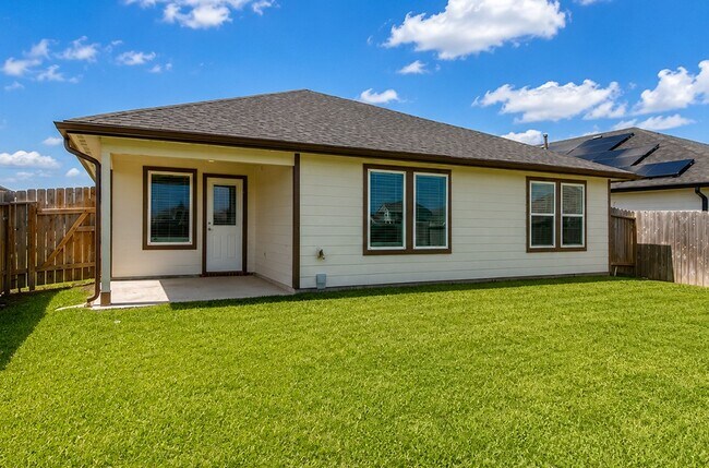 Building Photo - 1115 Cattle Chute Ct