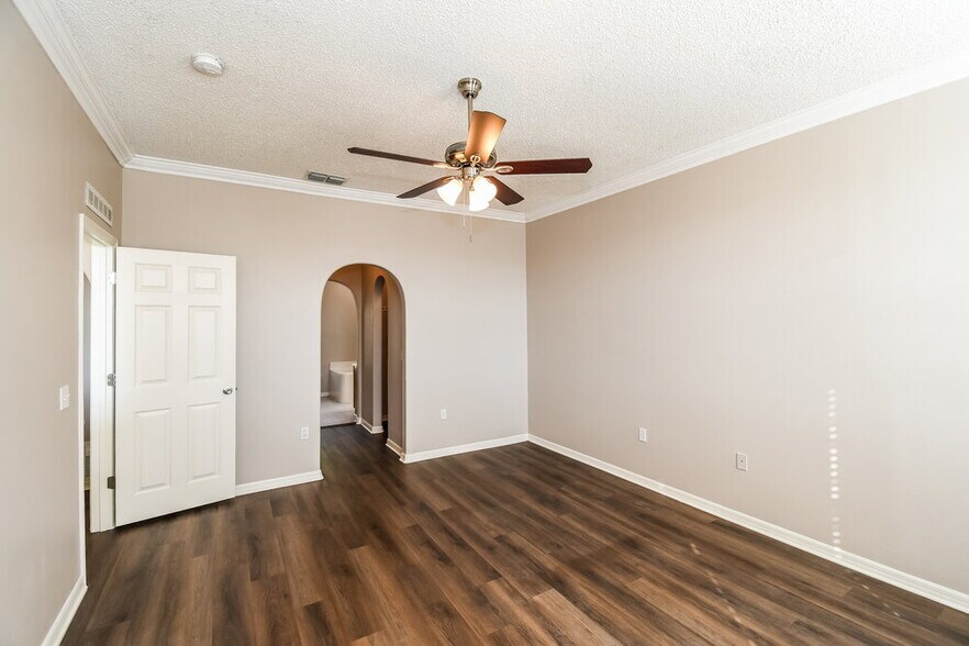 Building Photo - 7263 Lancashire Ct