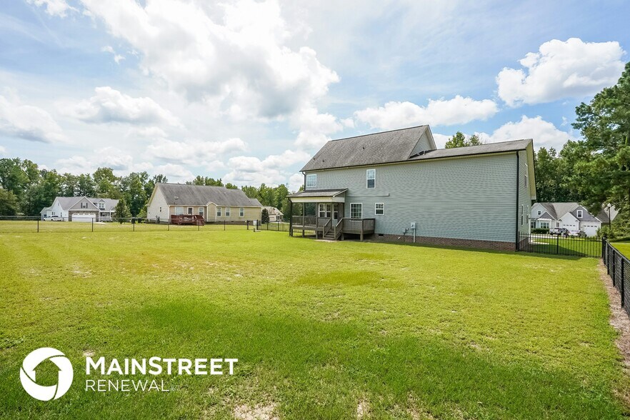 Building Photo - 26 Steep Hill Ct