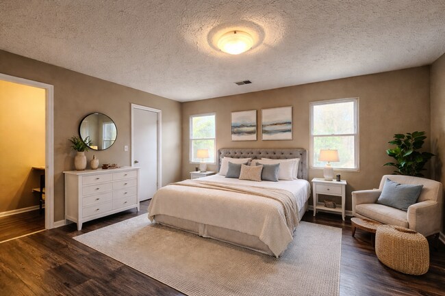 Building Photo - 3547 Main Station Dr SW