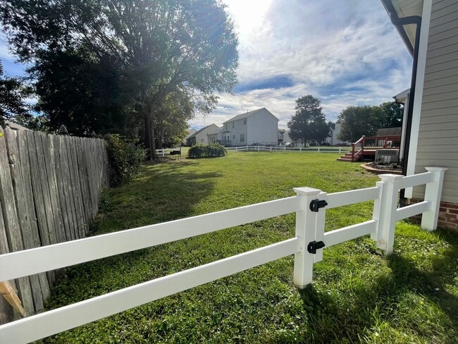 Building Photo - Gorgeous One of a Kind Home! - Available Now!