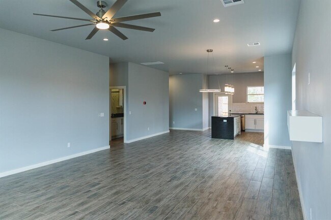 Building Photo - 508 Remington Ave