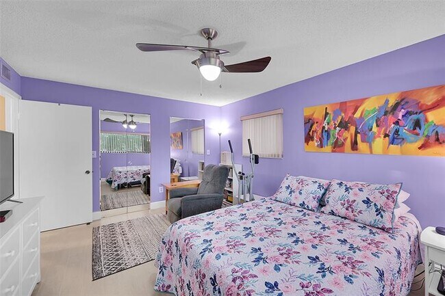 Building Photo - 9369 S Belfort Cir