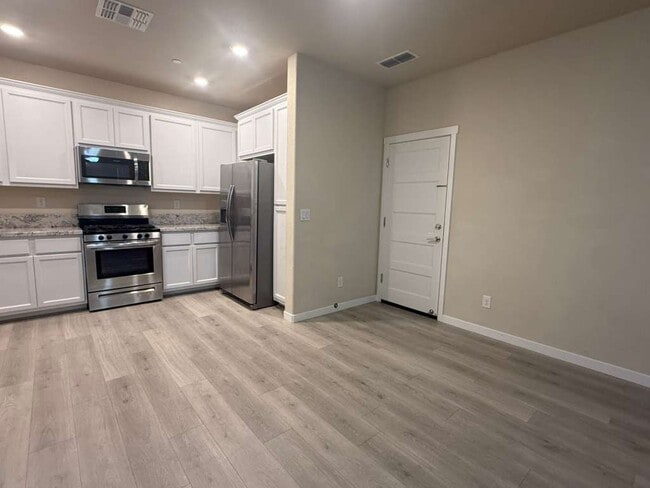 Building Photo - 9950 Del Surf Ln