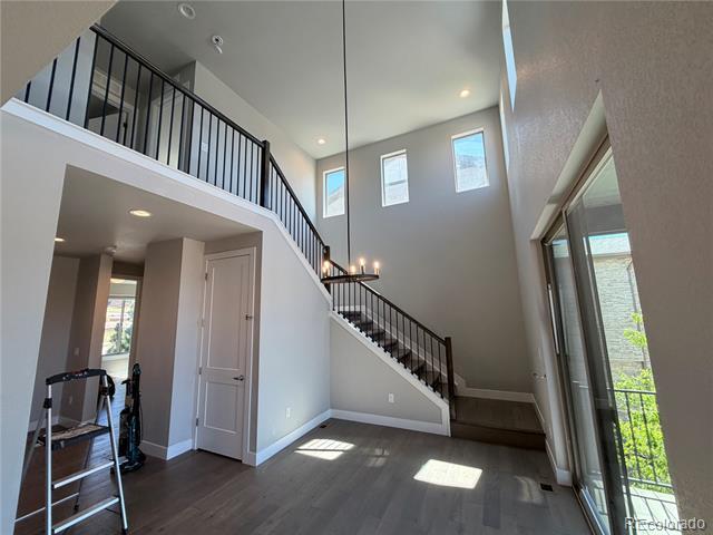 Building Photo - 22561 E Hinsdale Ave