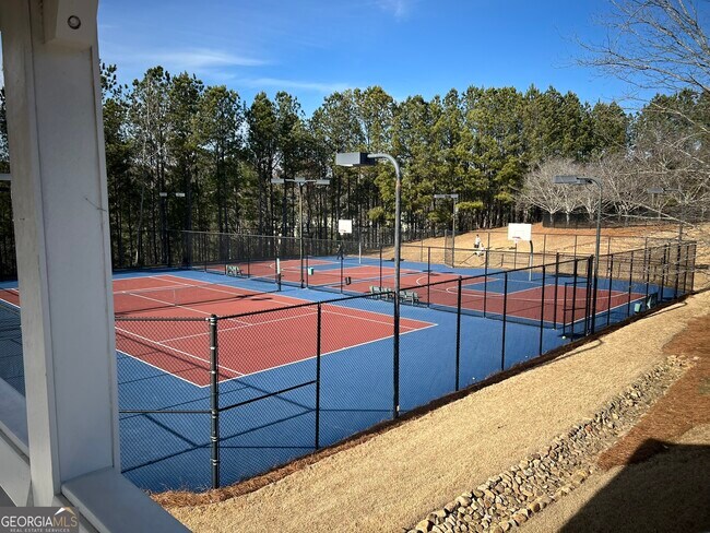 Building Photo - 544 Ridge View Crossing