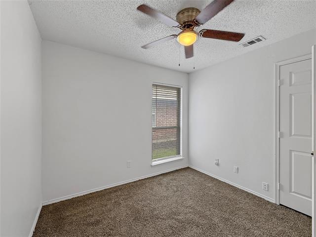 Building Photo - 2708 Crystal Falls Dr