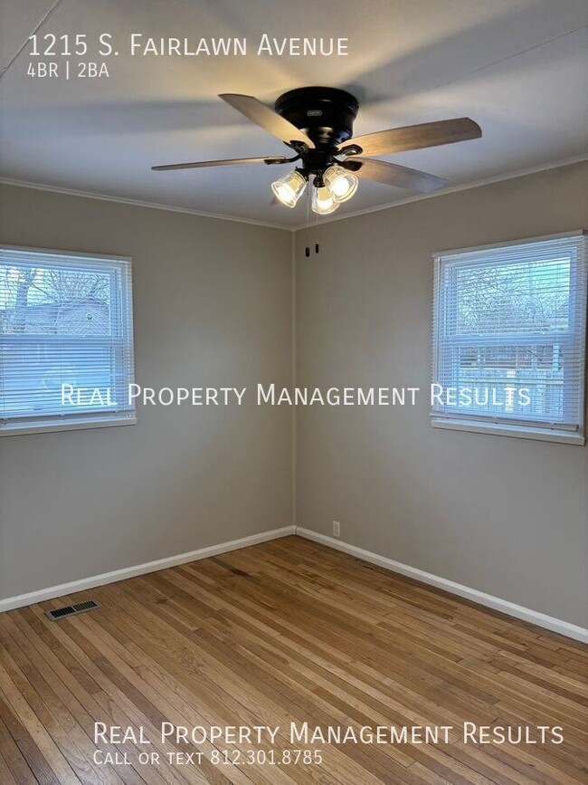 Building Photo - 1215 S Fairlawn Ave