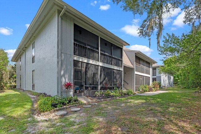 Building Photo - Lovely 1/1 condo in Winter Springs ~ Fresh...
