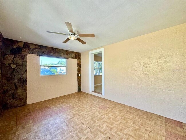 Building Photo - 2511 Imlay Ct S