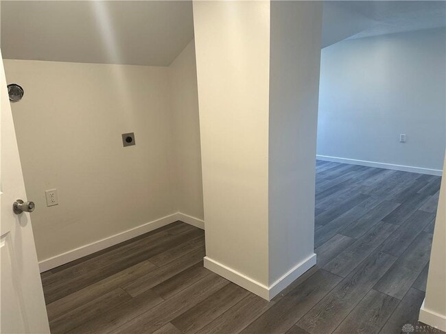 Building Photo - 2520 Harshman Rd