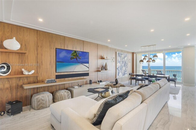 Building Photo - 2200 S Ocean Ln