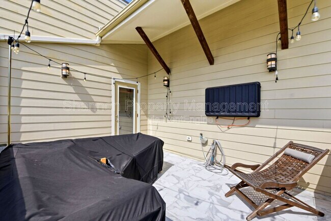 Building Photo - 1512 Crockett St