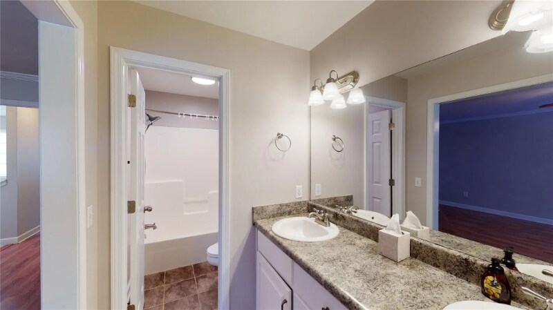 Building Photo - 108 Cody Dr