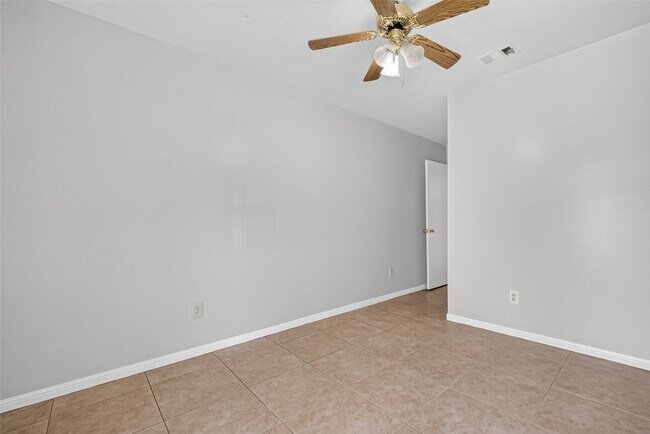 Building Photo - 6510 Grand Haven Dr