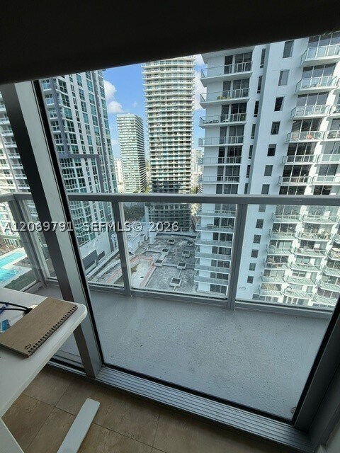 Building Photo - 1060 Brickell Ave