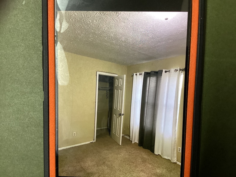 Building Photo - 2979 Kenville Ln