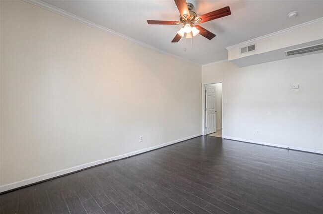 Building Photo - 4515 Briar Hollow Pl